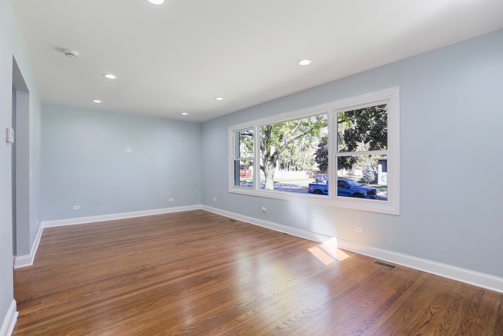 1702 S 4th Avenue Property Photo 9