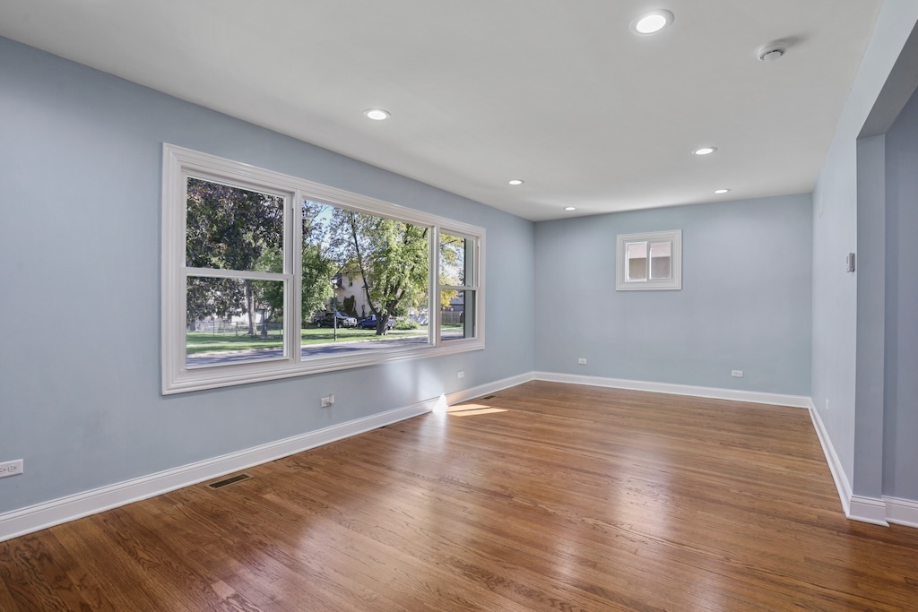 1702 S 4th Avenue Property Photo 11