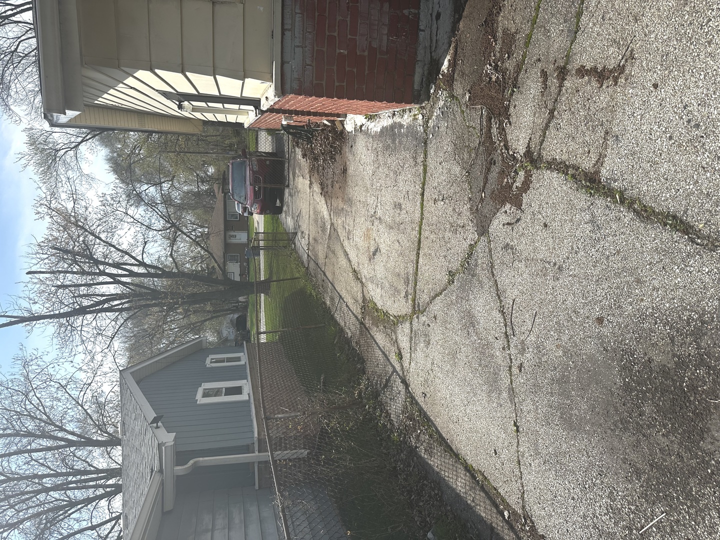 354 166th Street Property Photo 3