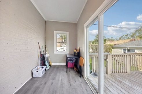 6254 W Barry Avenue Property Photo 11