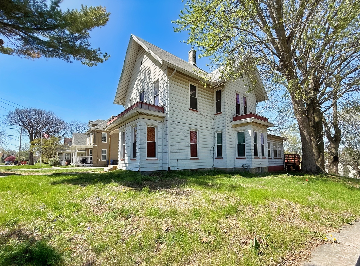 1155 12th Avenue Property Photo 3