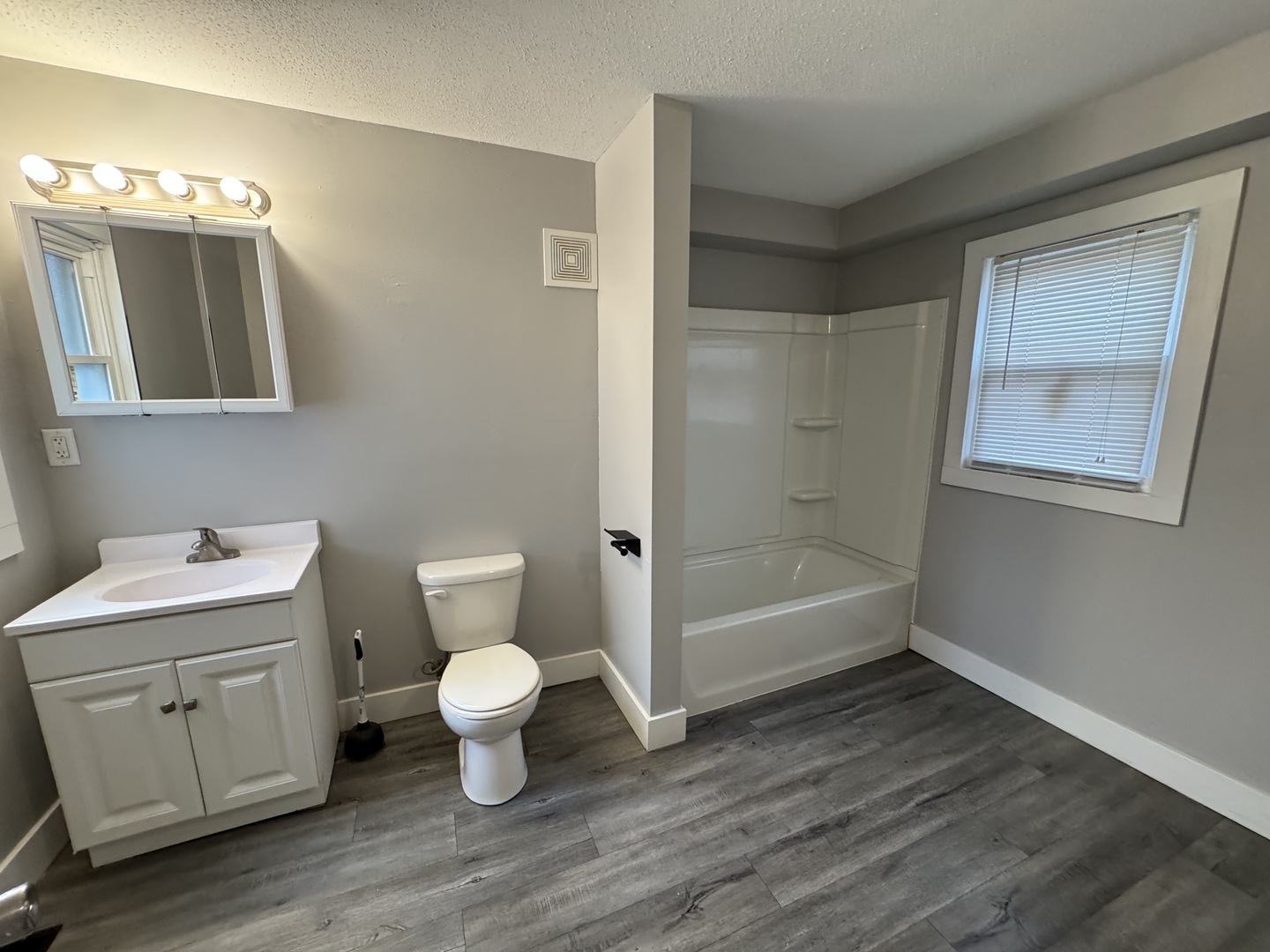 1155 12th Avenue Property Photo 6