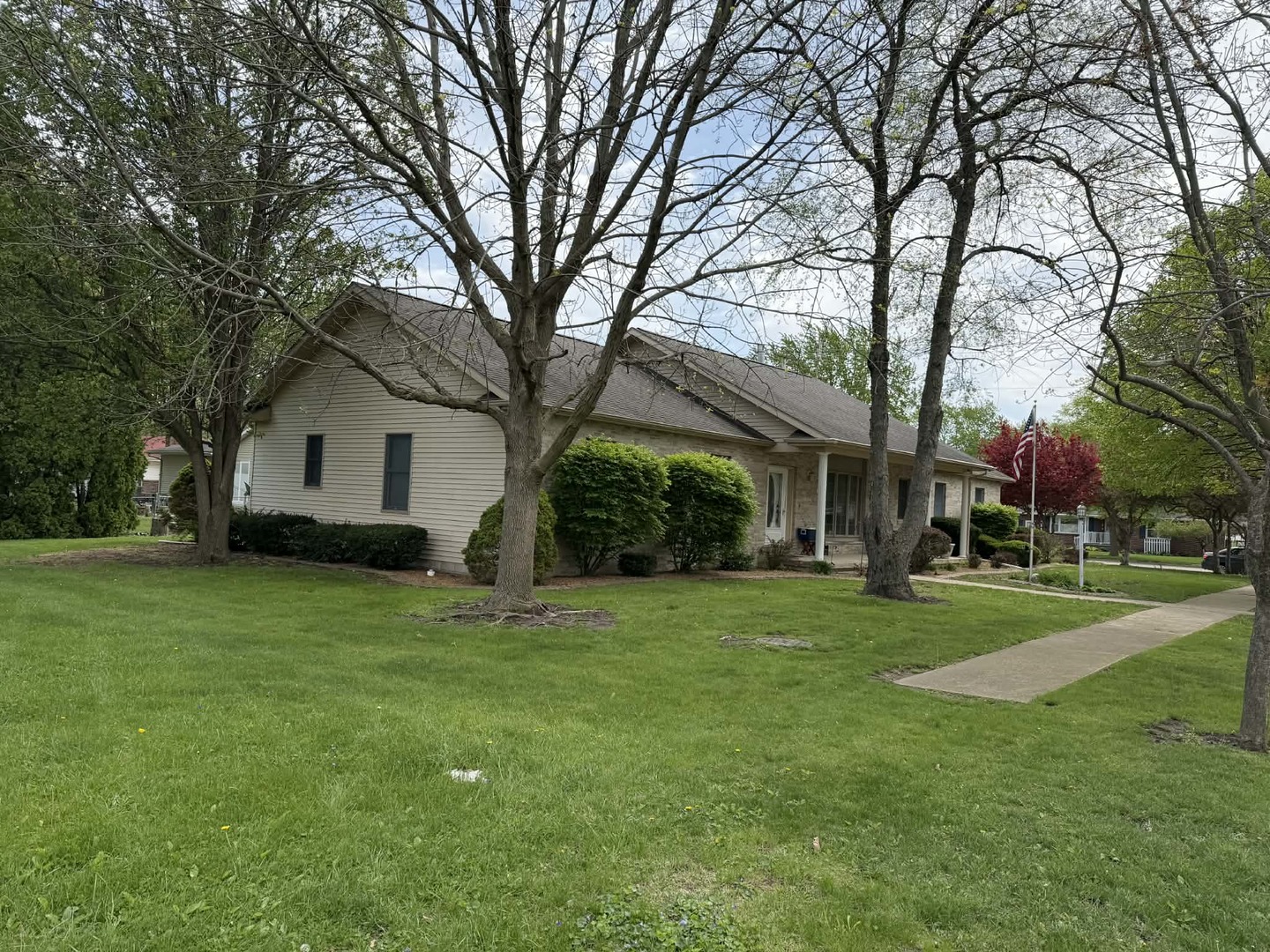 532 Neipswah Avenue Property Photo 4