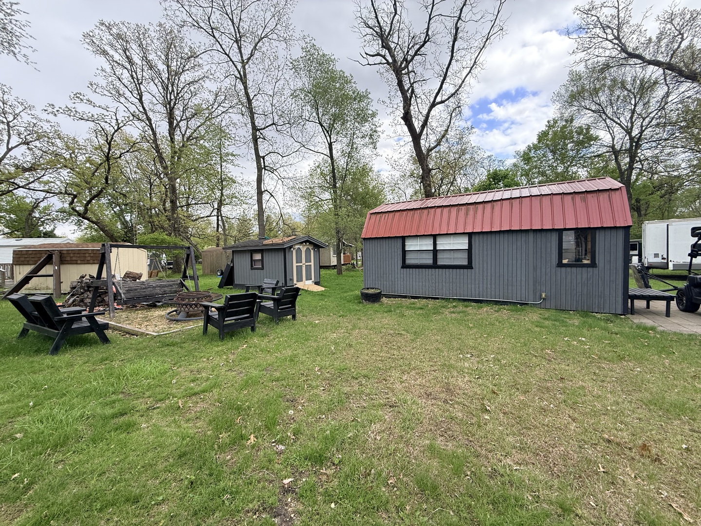 5-81 Woodhaven Lakes Property Photo 3