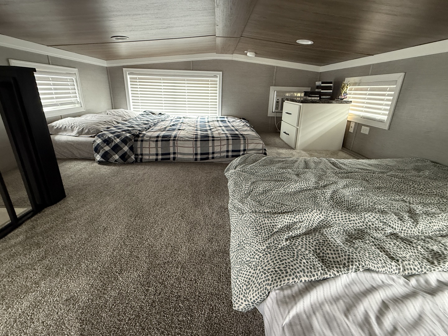 5-81 Woodhaven Lakes Property Photo 22