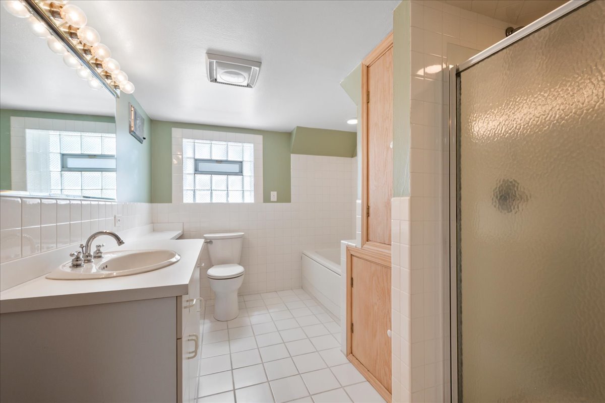 4026 N Major Avenue Property Photo 25