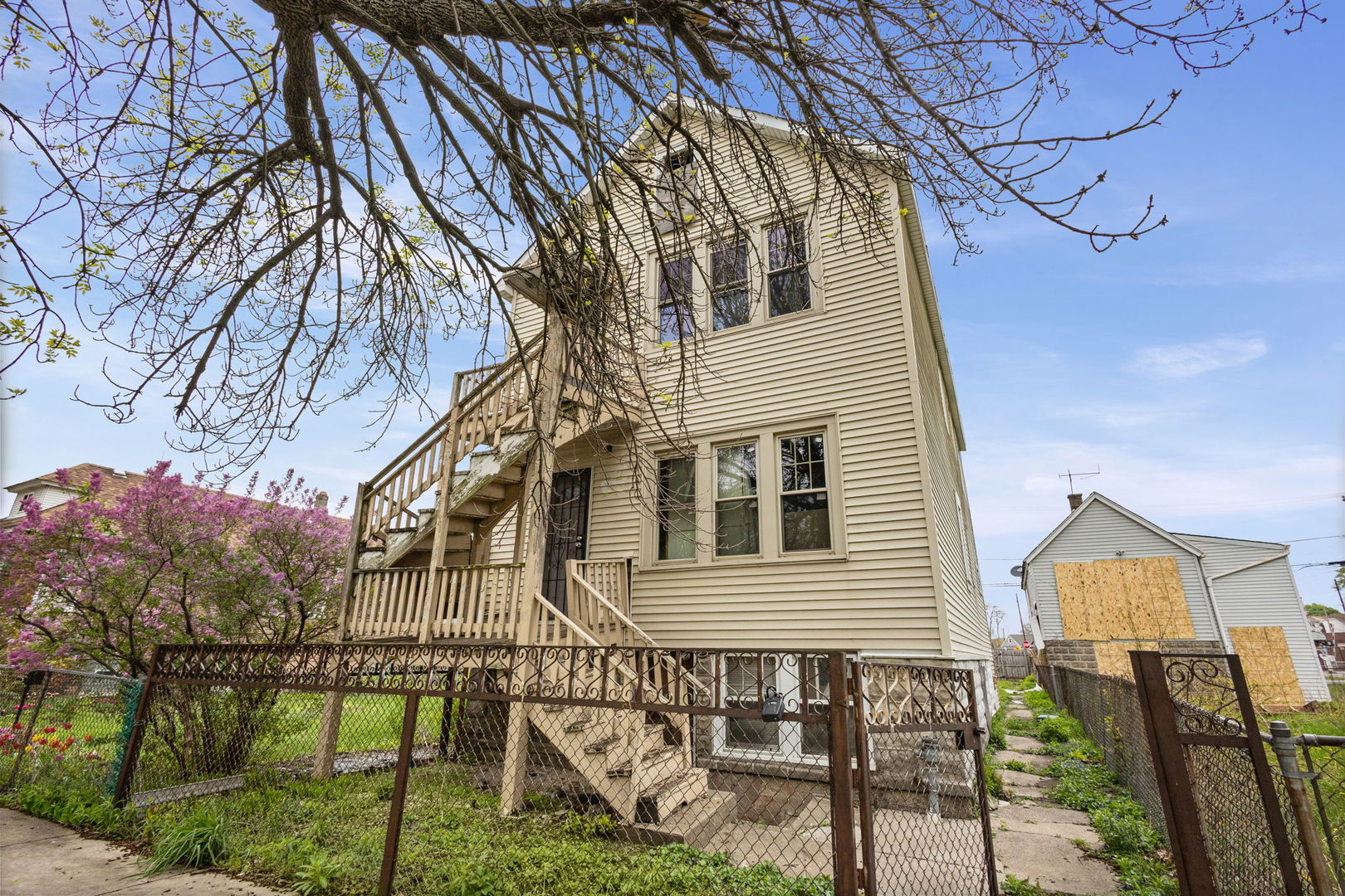 8405 S Baltimore Avenue Property Photo 1