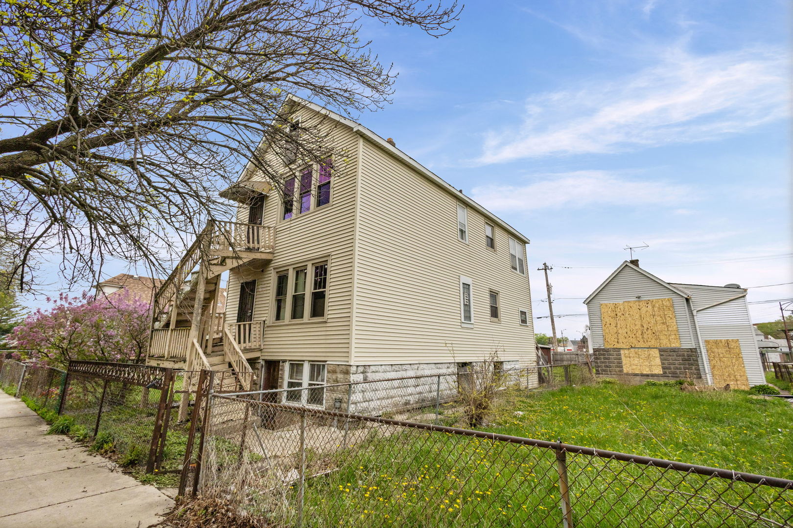 8405 S Baltimore Avenue Property Photo 5