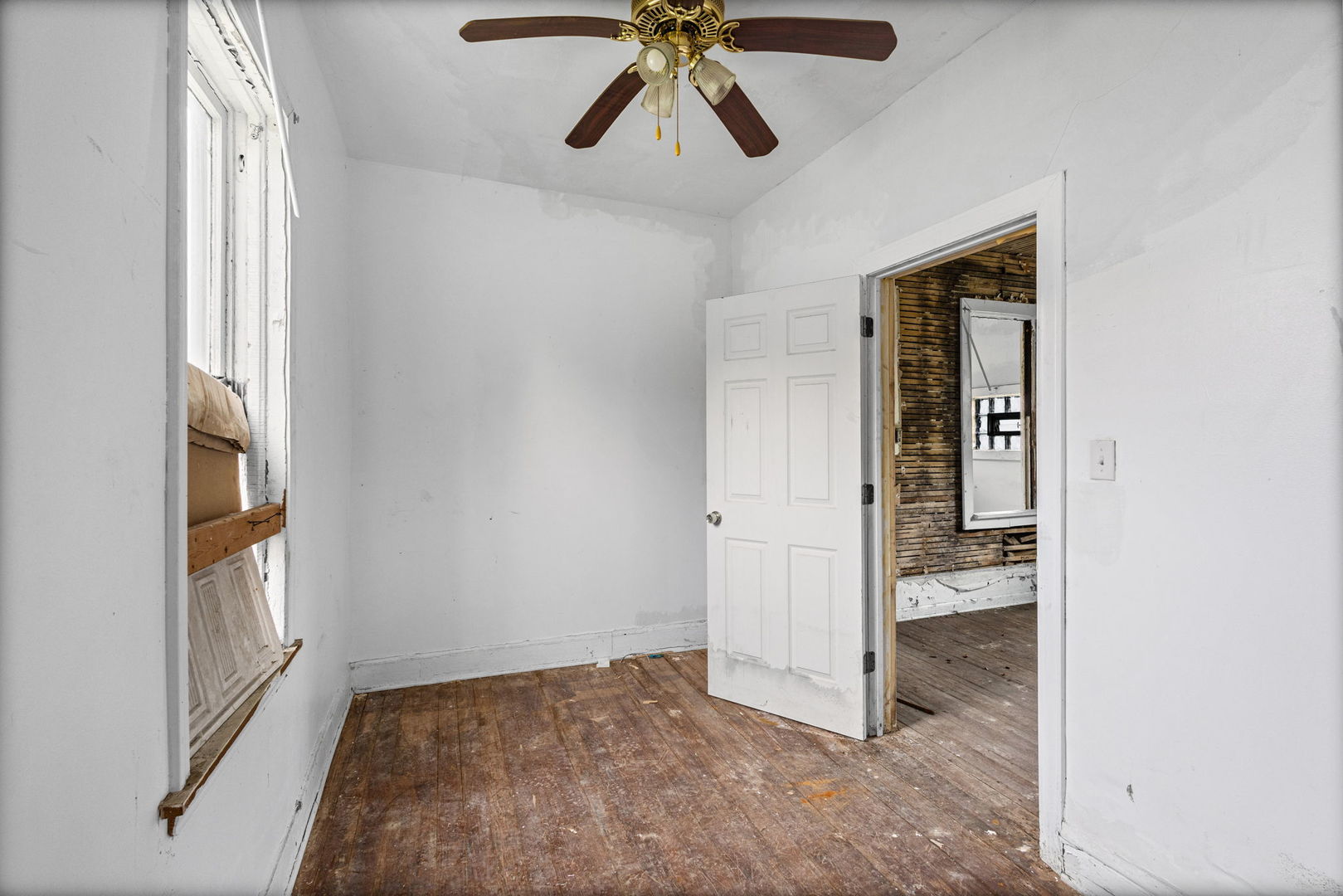 8405 S Baltimore Avenue Property Photo 13