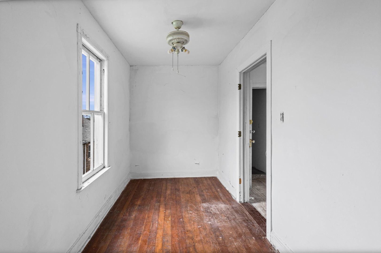 8405 S Baltimore Avenue Property Photo 17