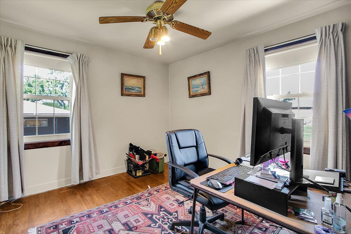316 Morris Avenue Property Photo 9