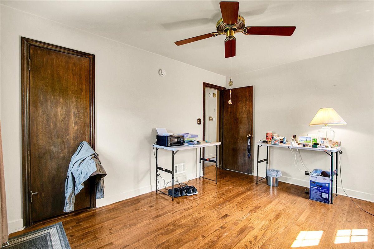 316 Morris Avenue Property Photo 14