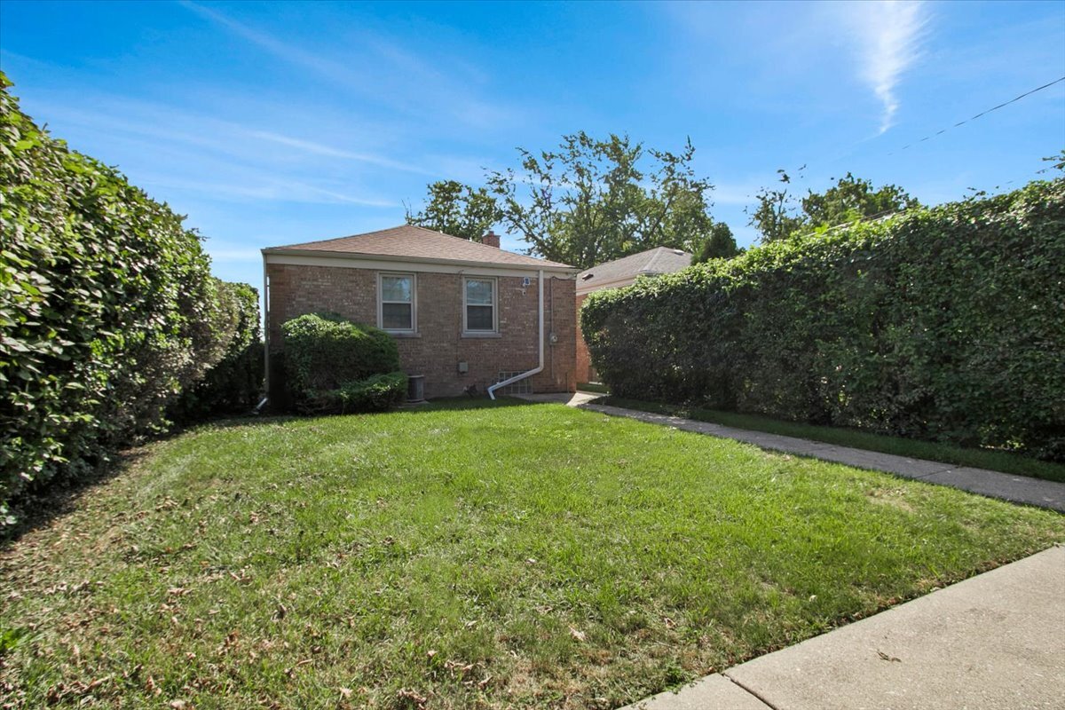 316 Morris Avenue Property Photo 23
