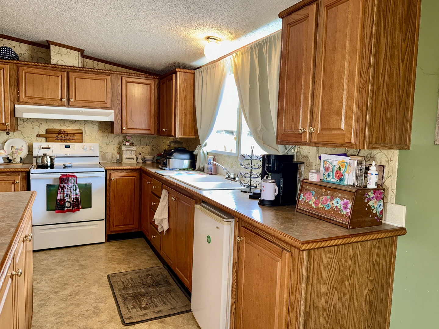 2025 Central Hill Road Property Photo 9