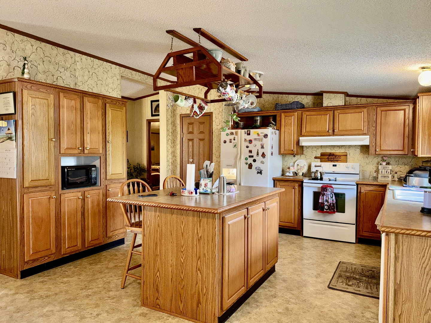 2025 Central Hill Road Property Photo 10