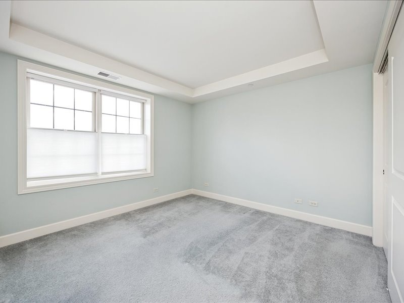 10 E Burlington Street 2j Property Photo 24