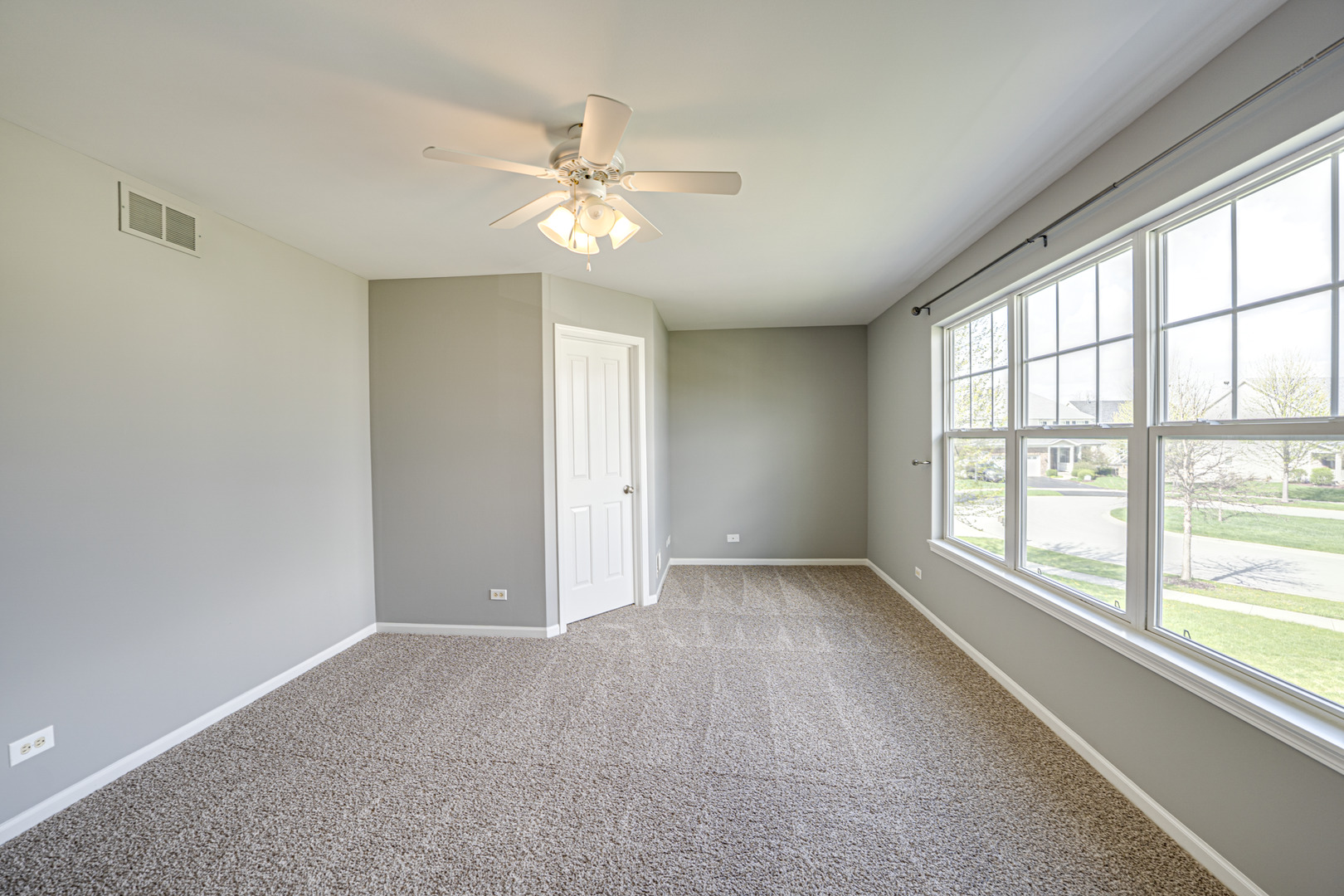 26615 Silverleaf Drive Property Photo 24