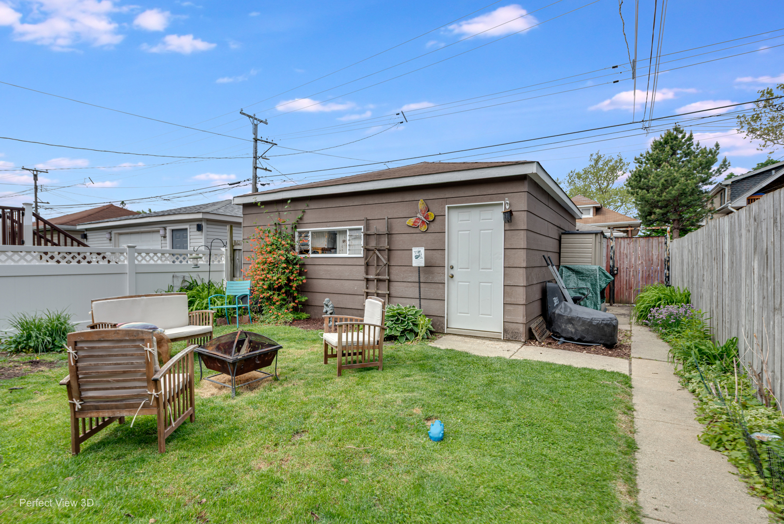 4050 N Menard Avenue Property Photo 28