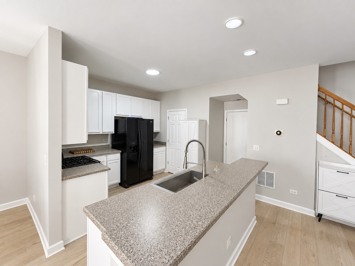 24235 Leski Lane Property Photo 6