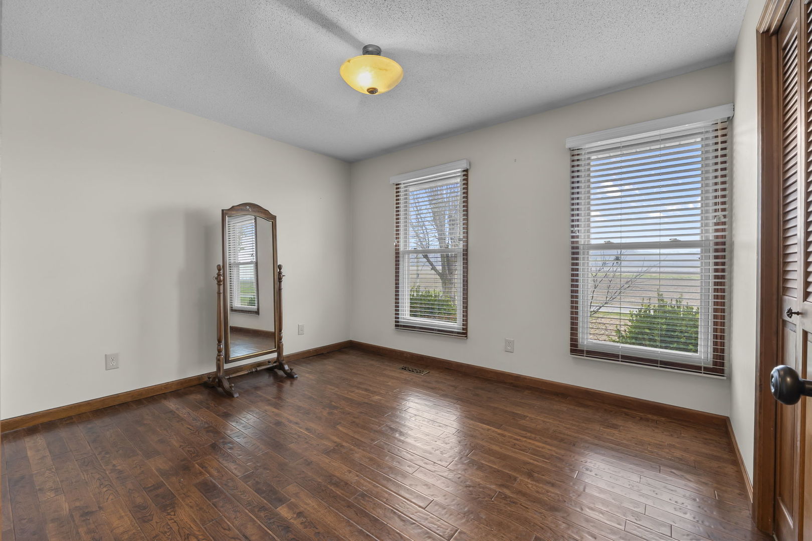 24250 Hanging Rock Road Property Photo 25