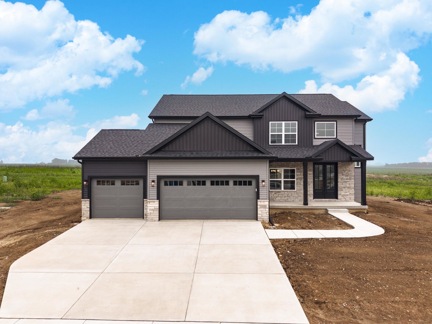 5008 Castlebar Drive Property Photo 1