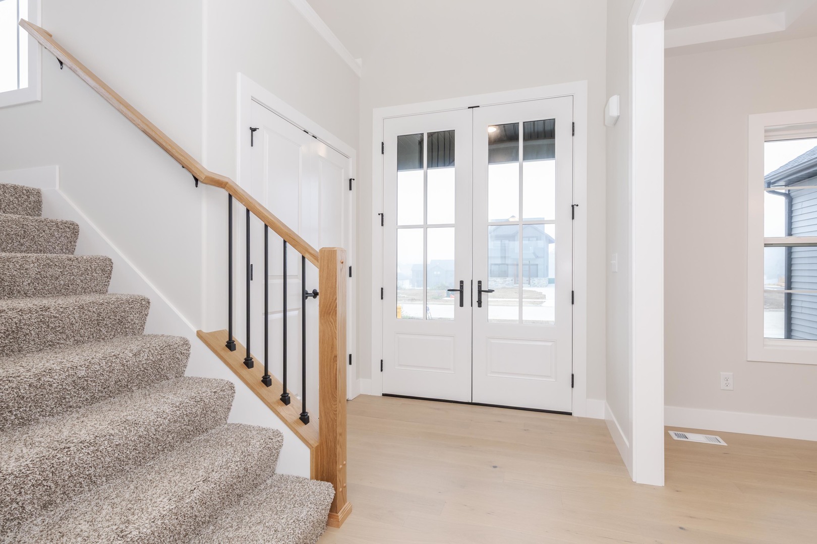 5008 Castlebar Drive Property Photo 2