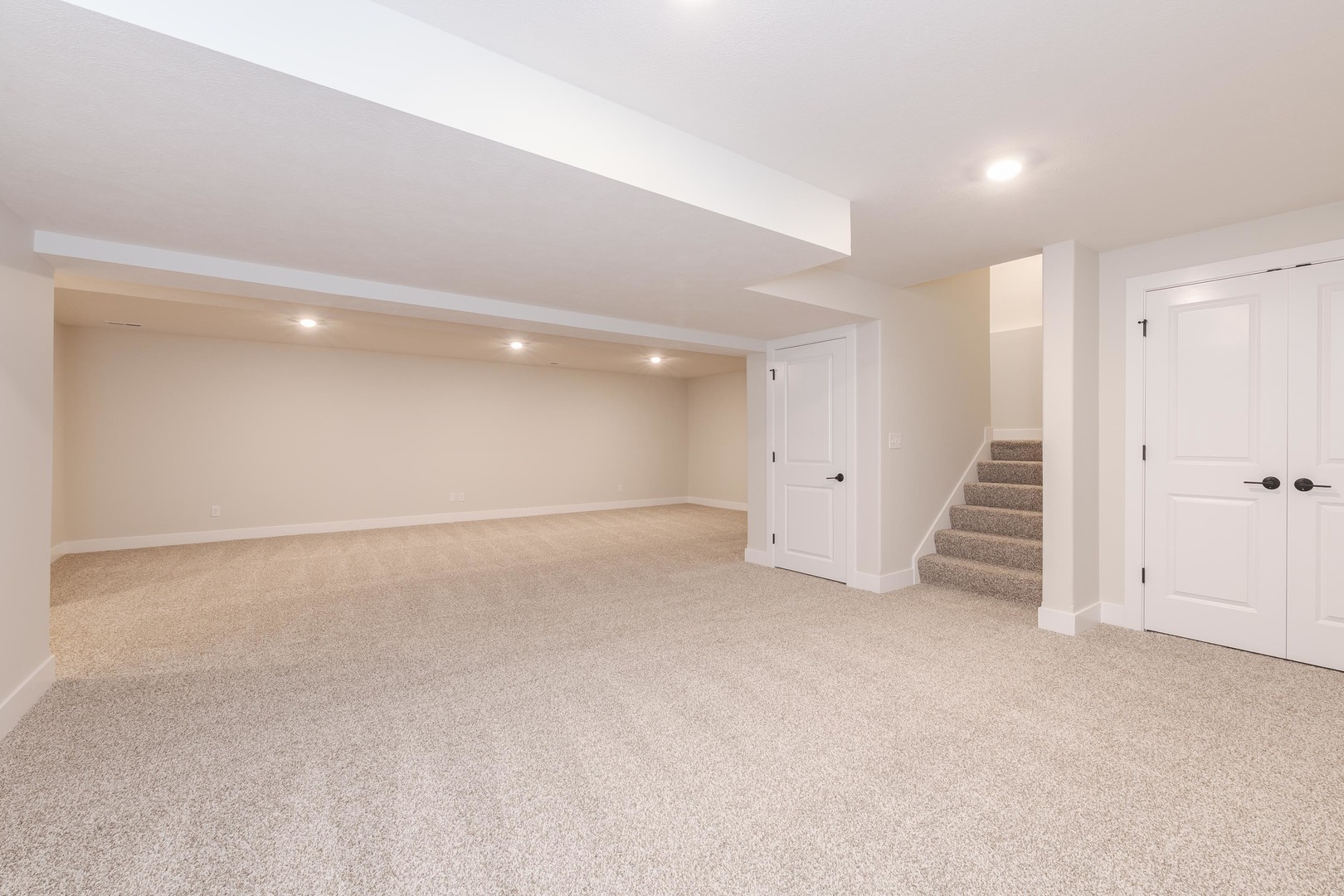 5008 Castlebar Drive Property Photo 37