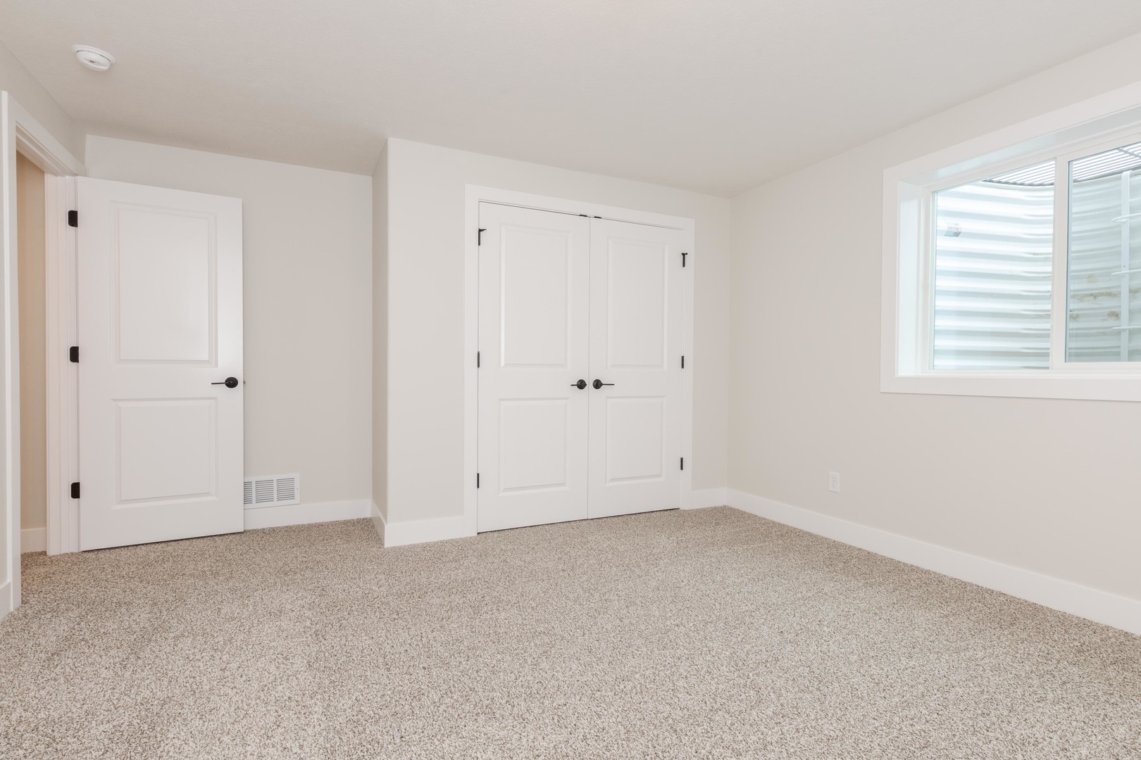 5008 Castlebar Drive Property Photo 41
