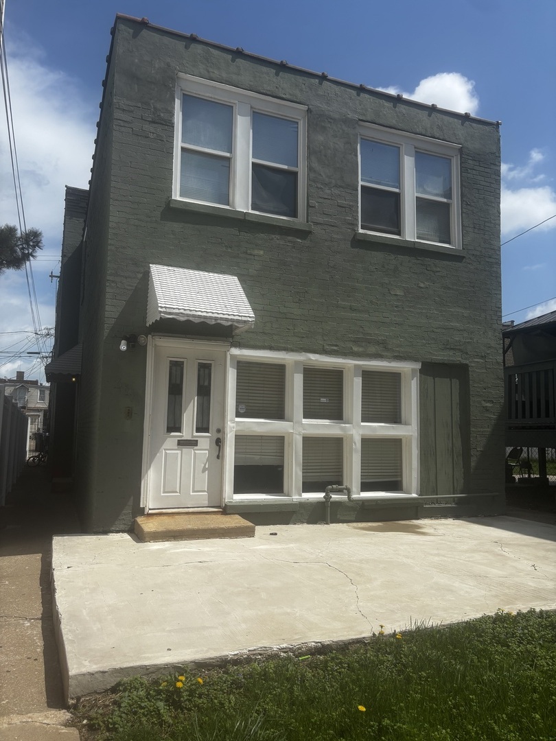 6813 S Wabash Avenue Property Photo 1