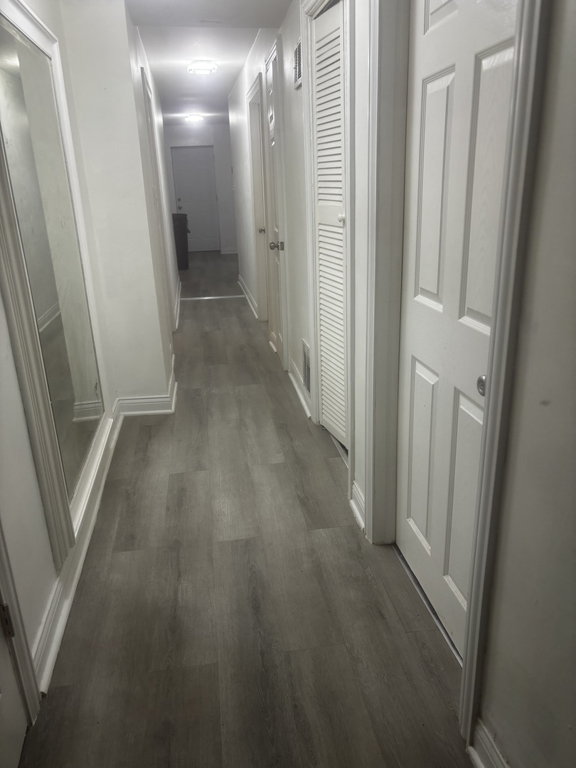 6813 S Wabash Avenue Property Photo 8