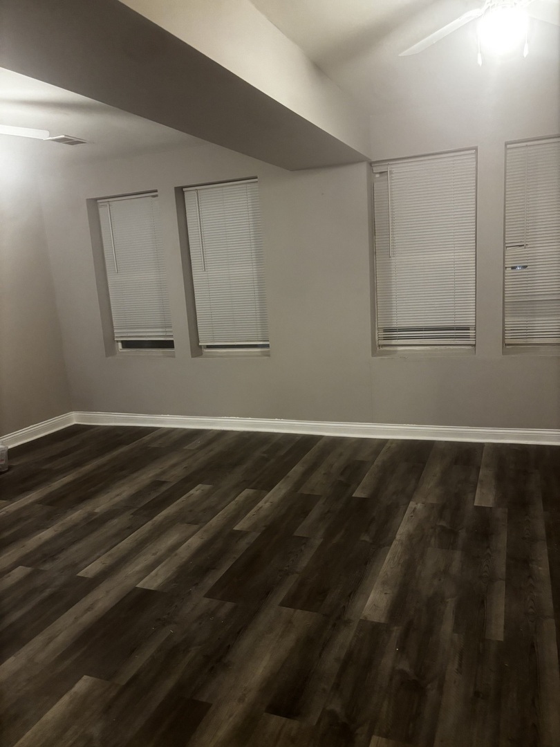6813 S Wabash Avenue Property Photo 23