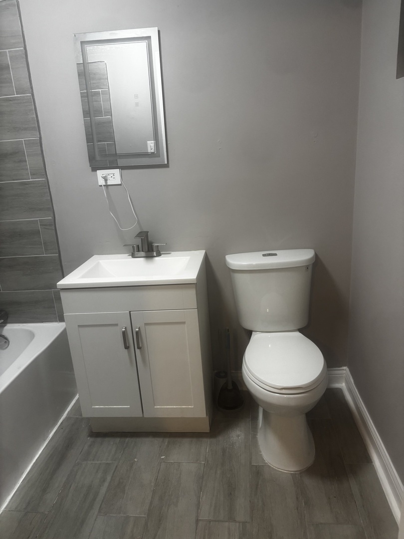 6813 S Wabash Avenue Property Photo 24