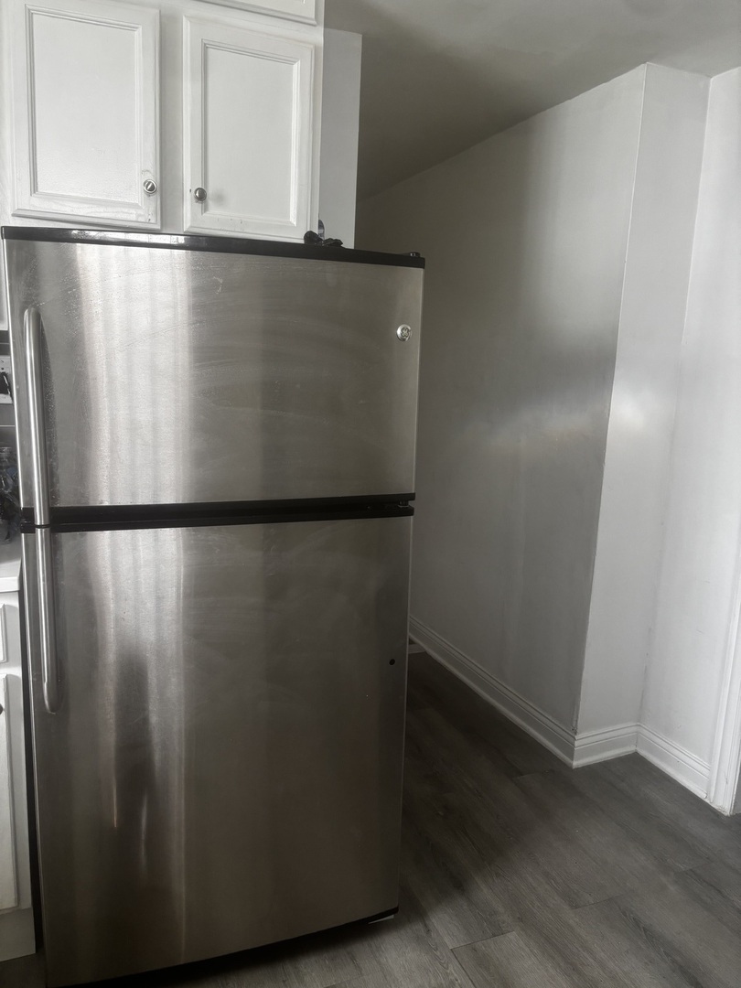 6813 S Wabash Avenue Property Photo 32
