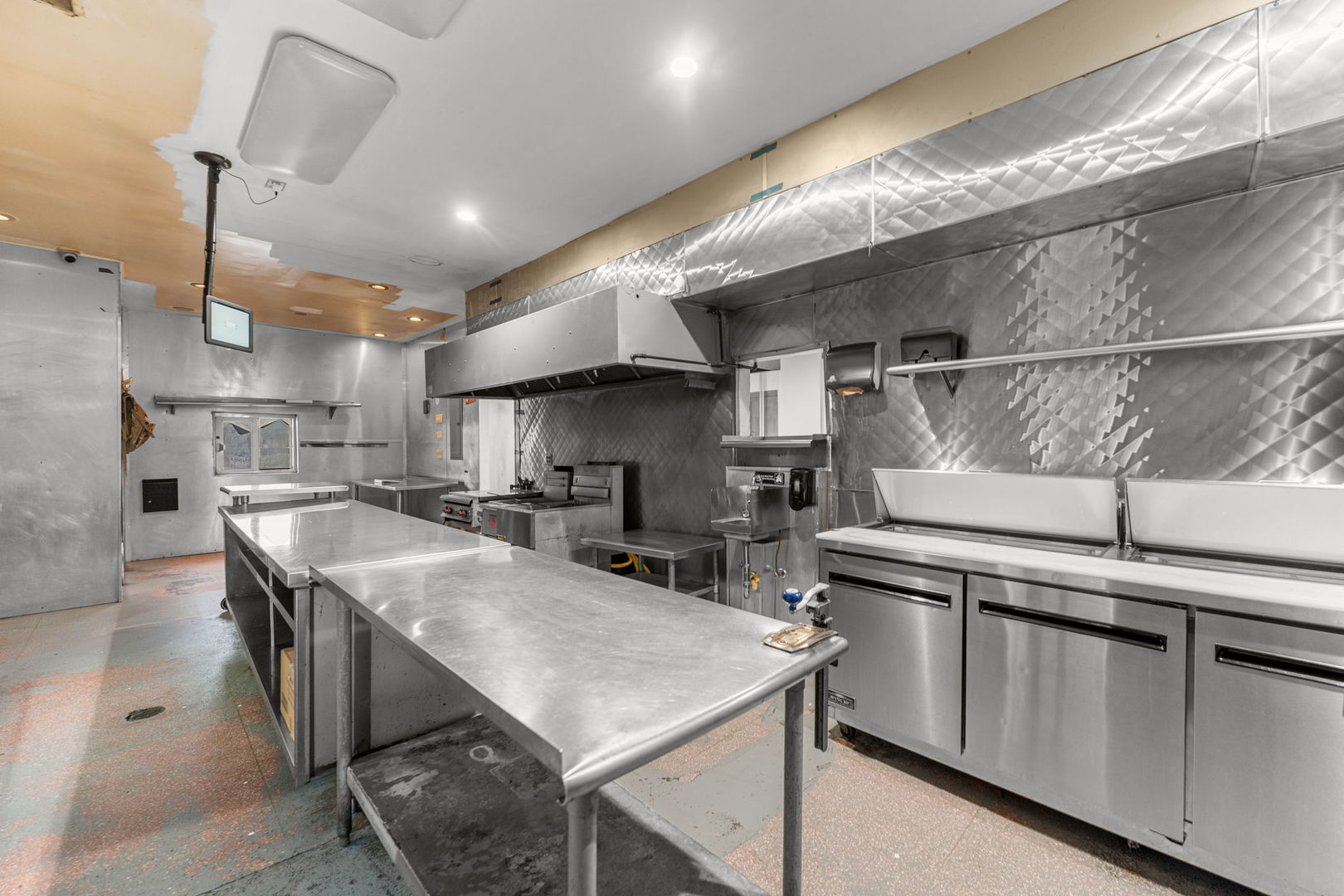 2014 E 87th Street Property Photo 10