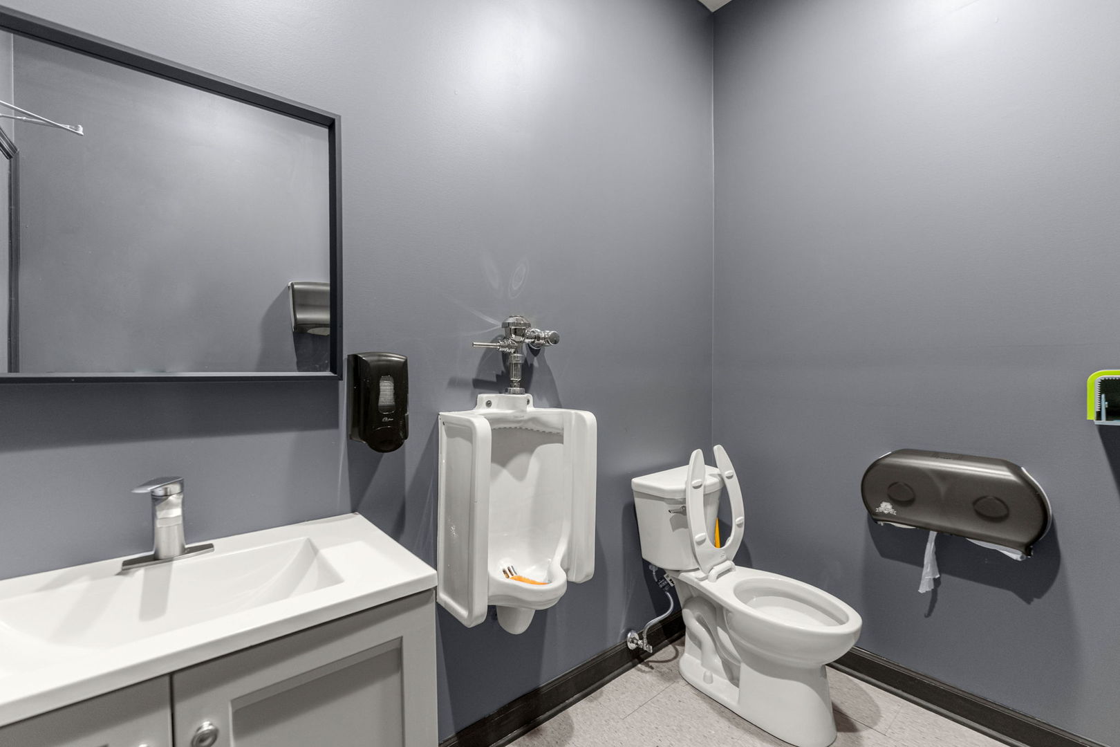 2014 E 87th Street Property Photo 17