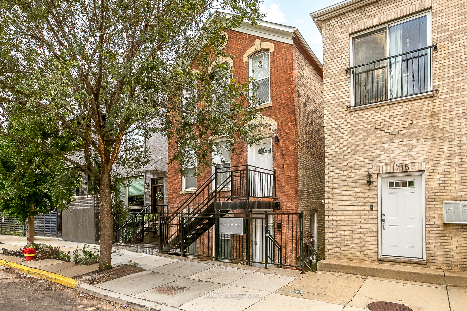 1713 S Jefferson Street Property Photo 1