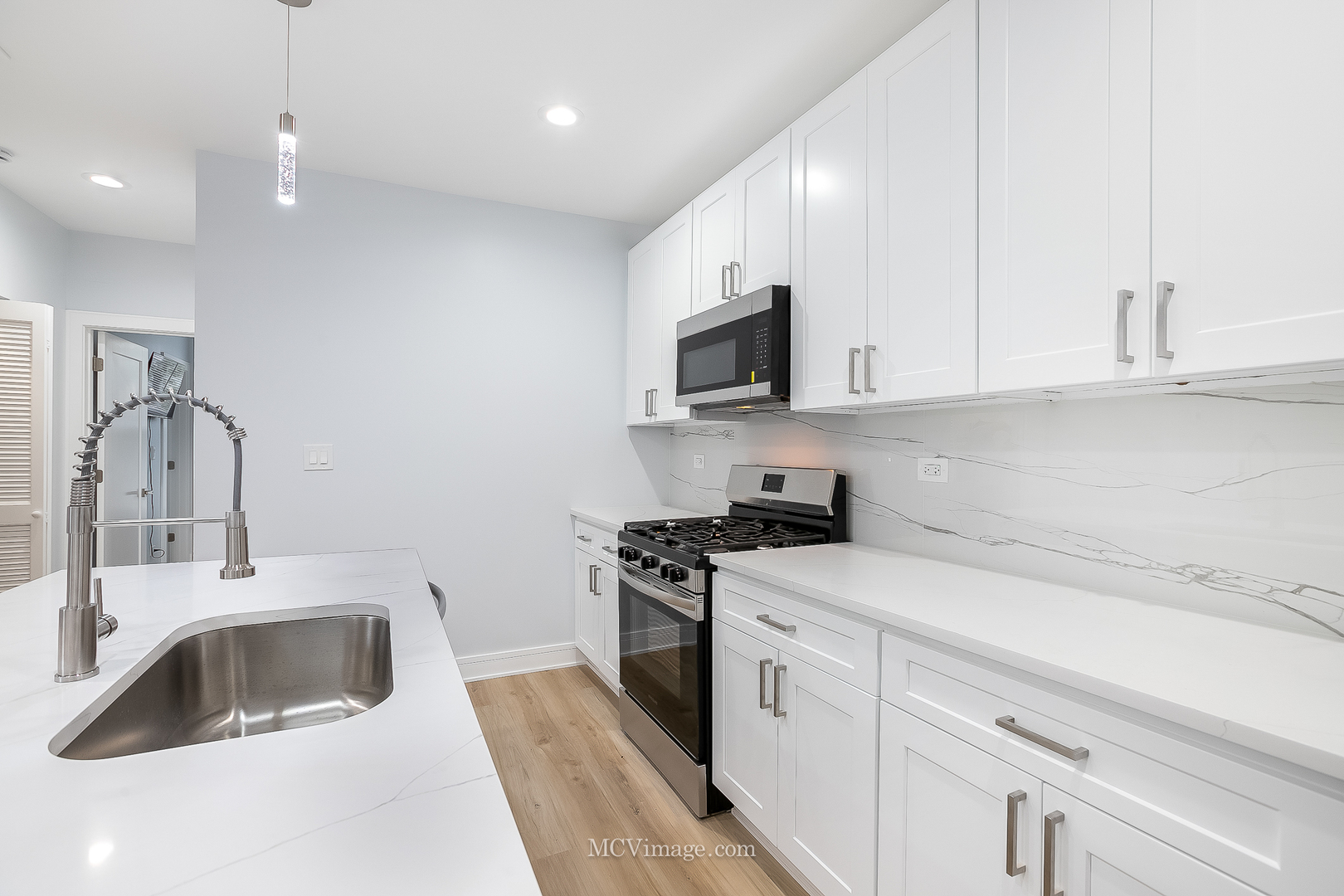 1713 S Jefferson Street Property Photo 22