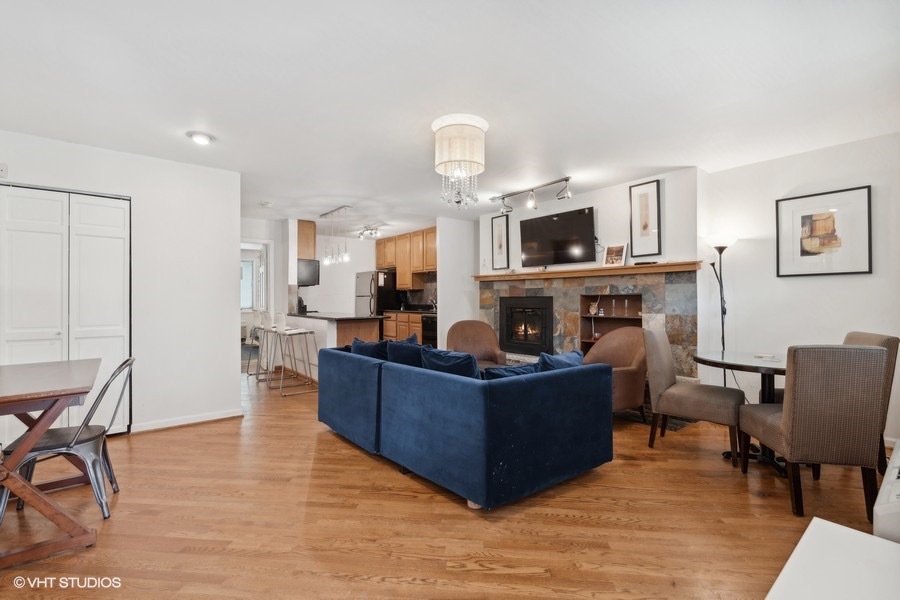 163 W Division Street Property Photo 12