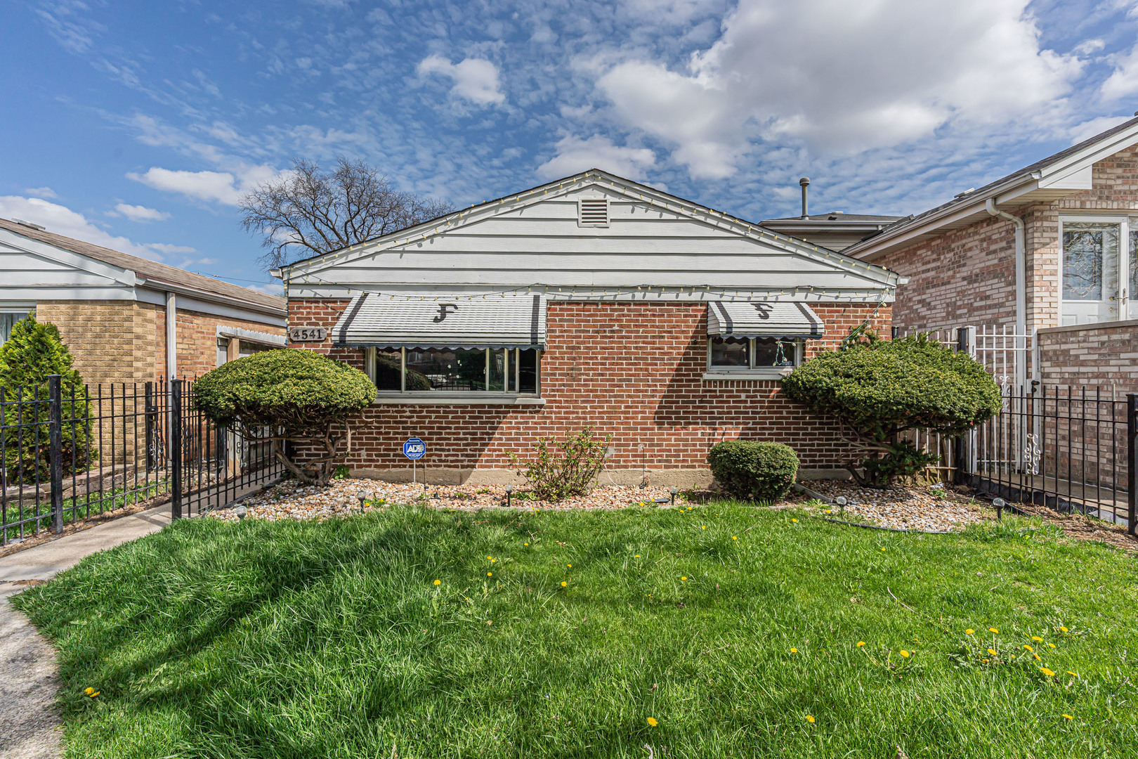 4541 S Laporte Avenue Property Photo 1