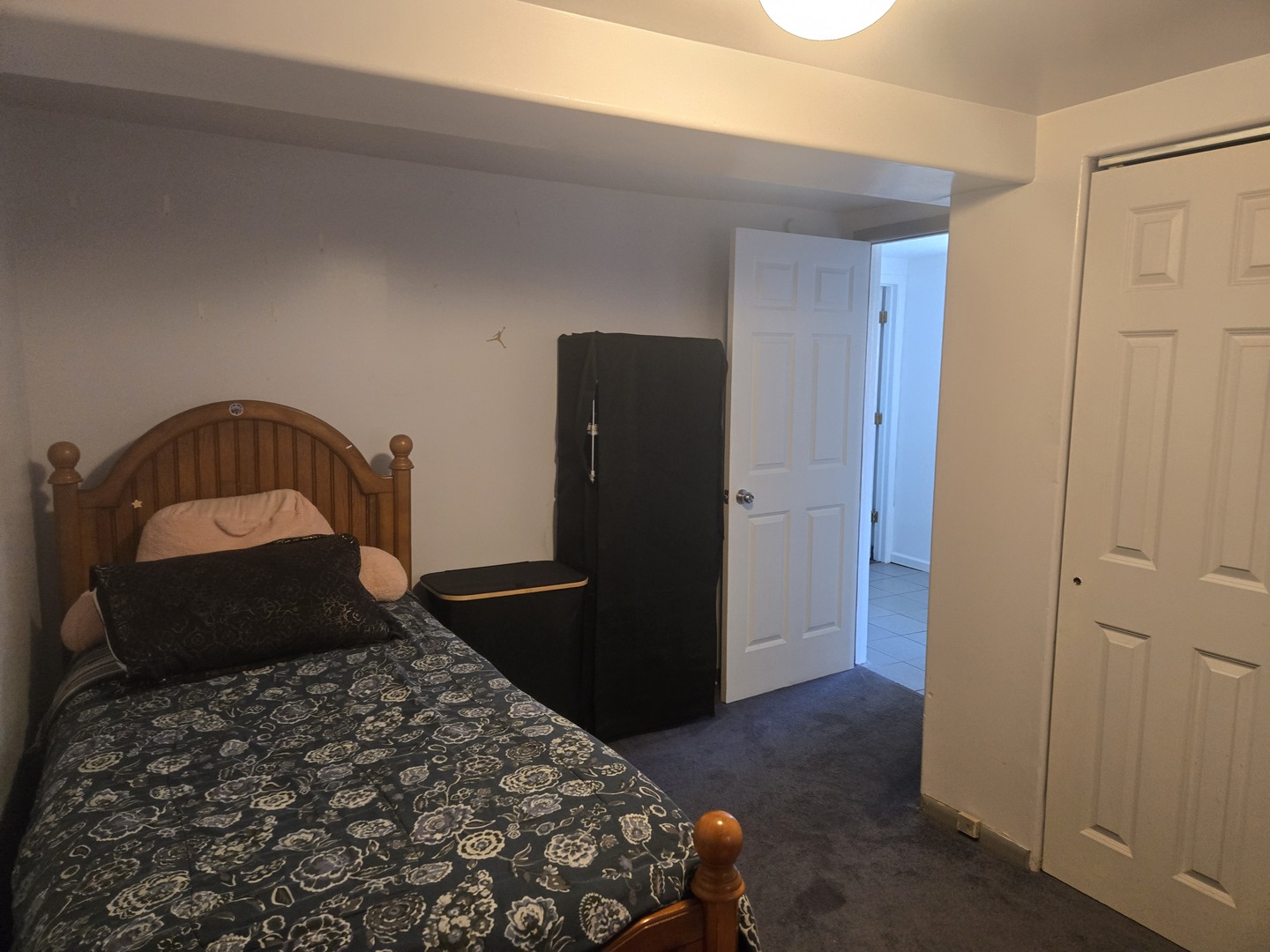 7204 S Rhodes Avenue Property Photo 9