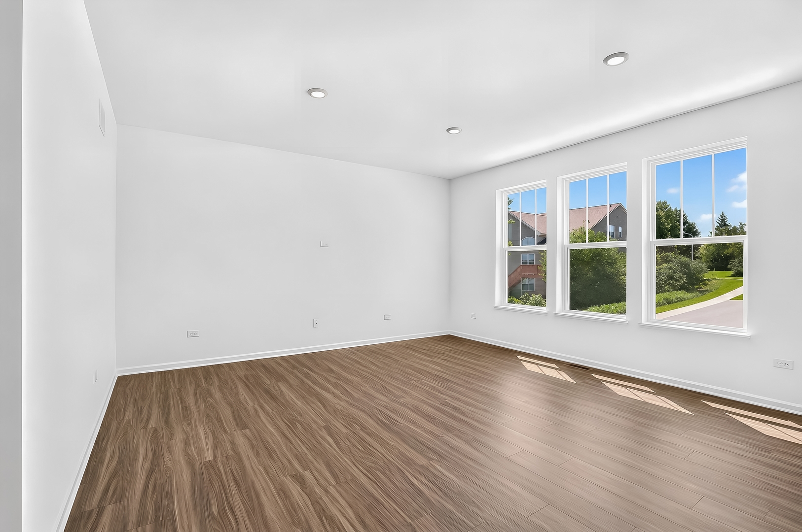 301 Cold Spring Street Property Photo 5