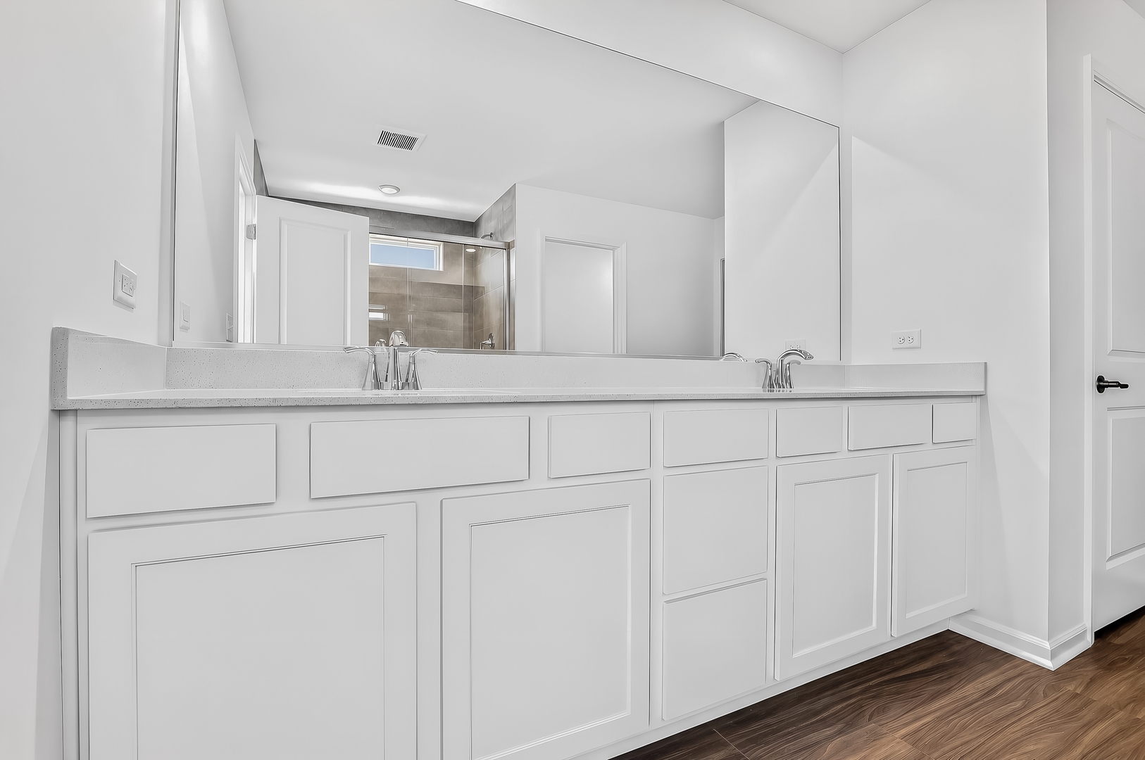 301 Cold Spring Street Property Photo 10