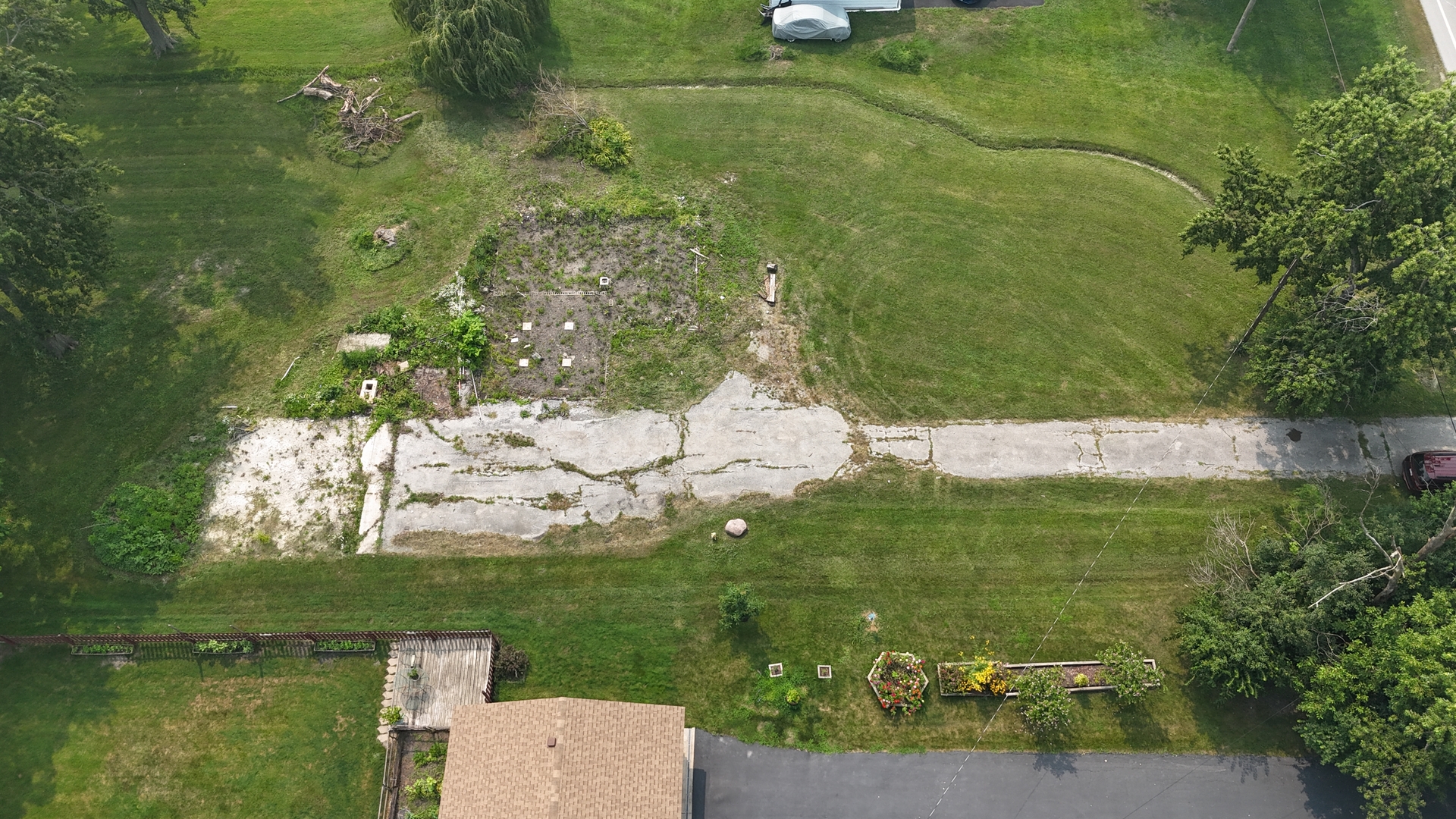 3533 Flossmoor Road Property Photo 6