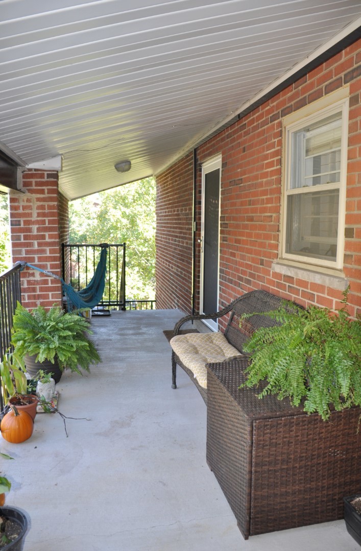 540 Hinman Avenue 7 Property Photo 20