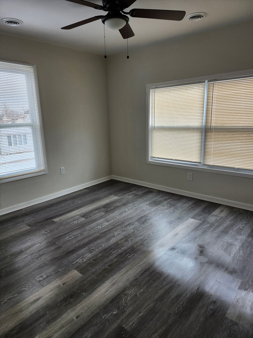 18 N Jefferson Avenue Property Photo 5