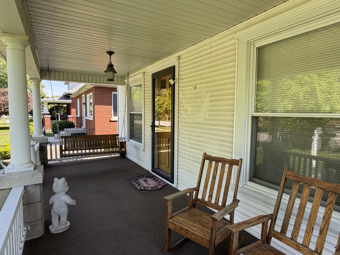 222 N Maple Street Property Photo 4