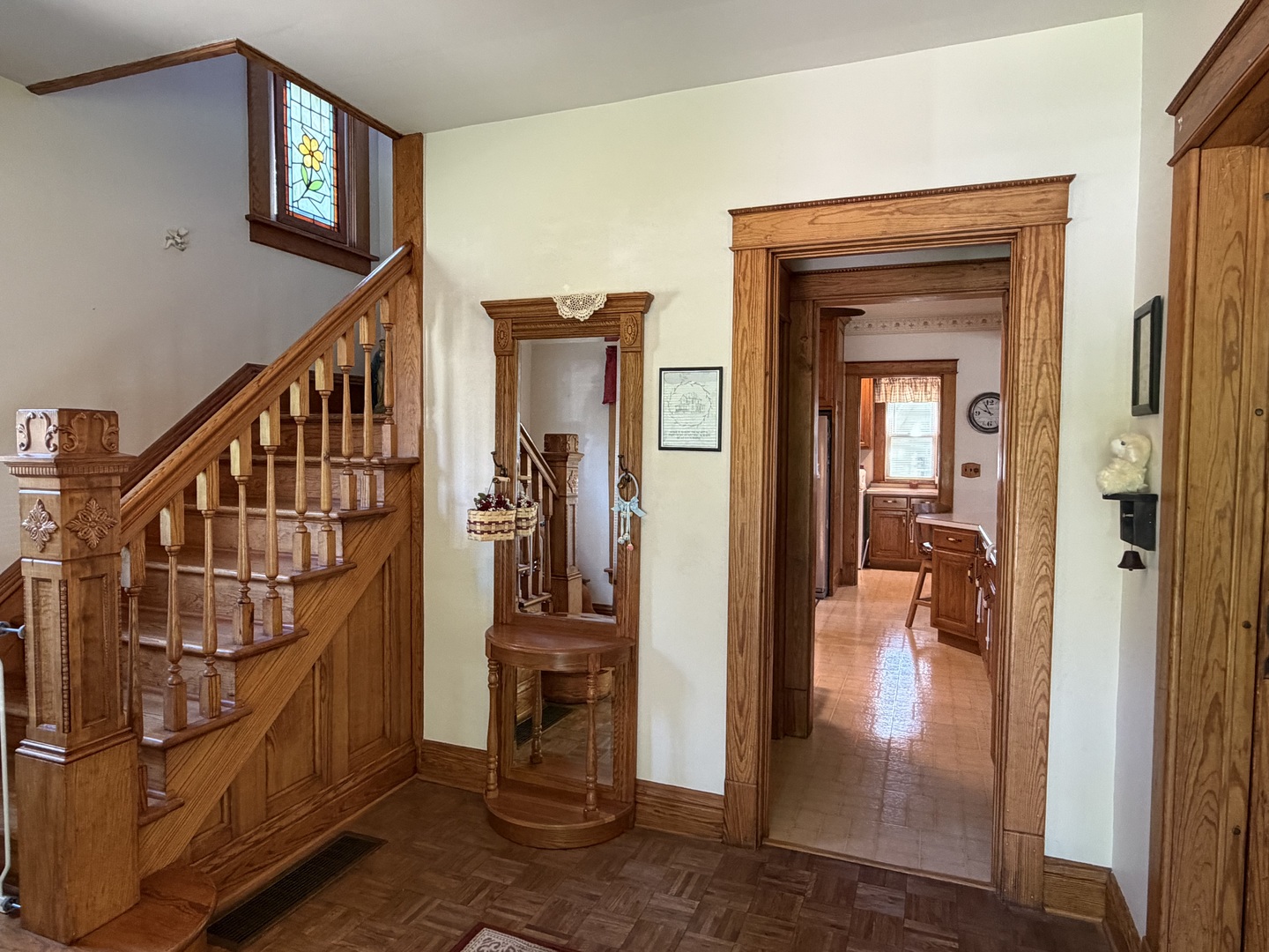 222 N Maple Street Property Photo 5