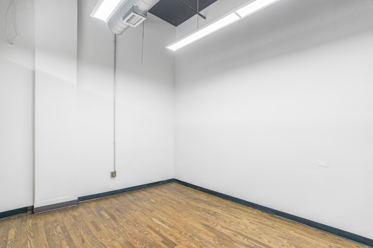 161 W Harrison Street Property Photo 3
