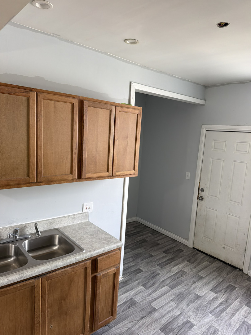 5656 S Marshfield Avenue Property Photo 44