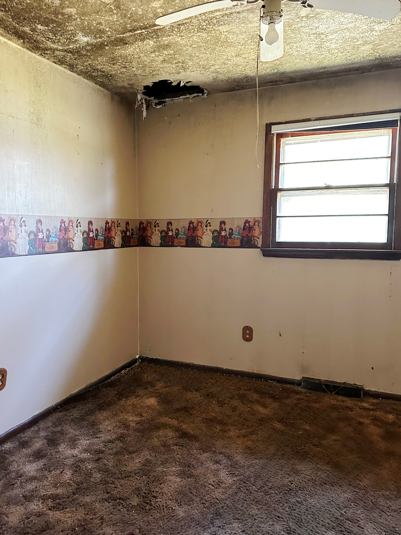 402 E Logan Street Property Photo 14